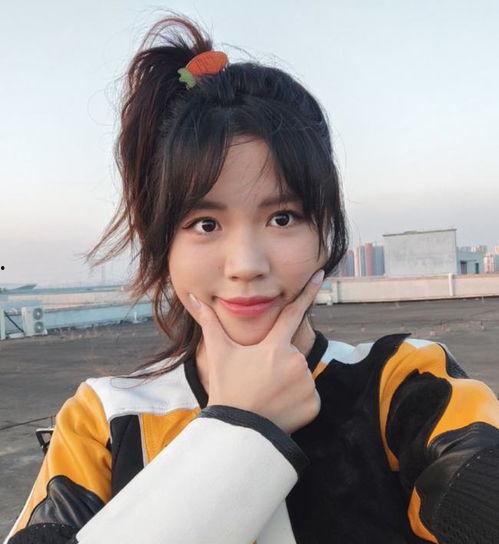 娱乐吃瓜酱杨倩,娱乐吃瓜界的“瓜王”传奇